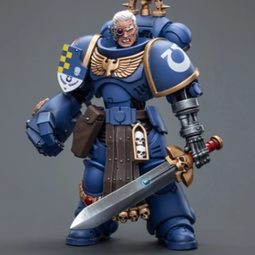 [Backorder] WARHAMMER 40K Ultramarines Lieutenant with Power Fist Mobile Game Graffiti Figure