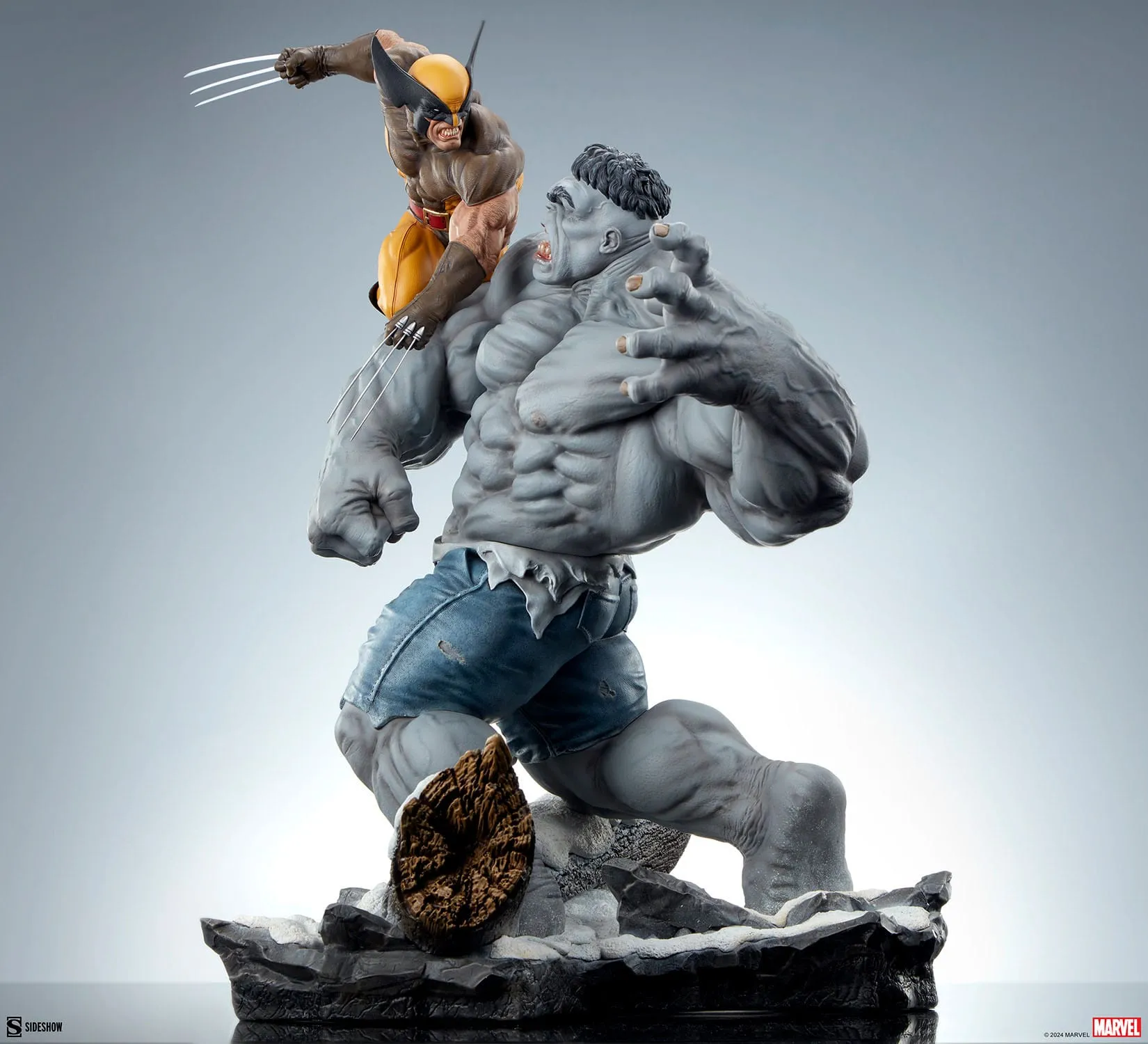 Gaming Peripheral Sideshow Collectibles Marvel Grey Hulk vs Wolverine Statue