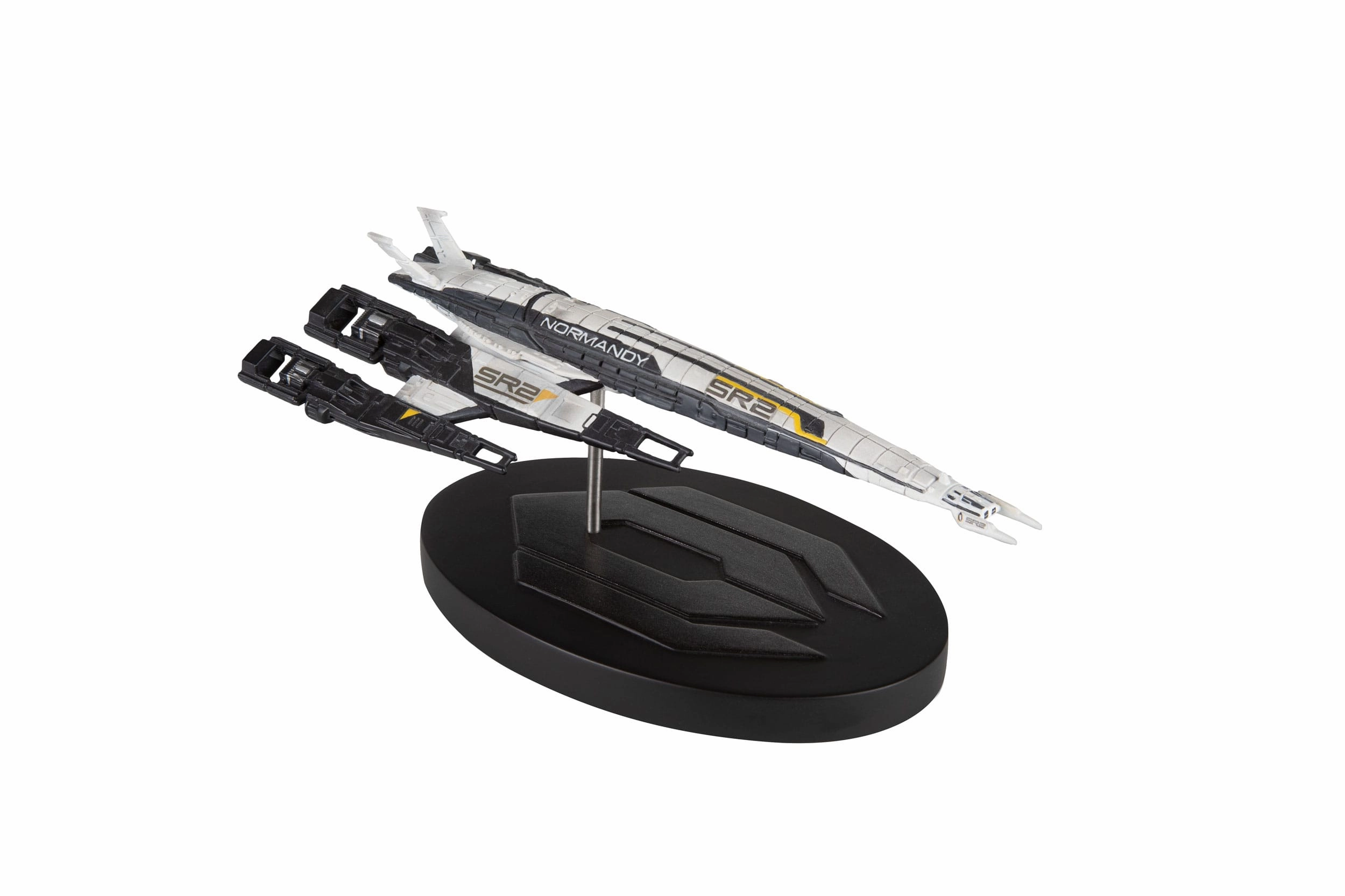 Dark Horse Comics Mass Effect Cerberus Normandy SR-2 Replica Miniature World