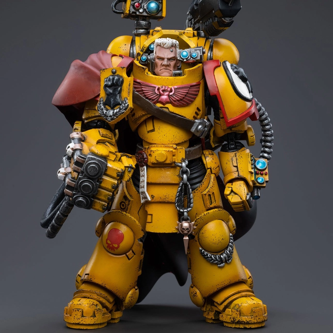 Military Figure WARHAMMER 40K Imperial Fists Third Captain Tor Garadon
