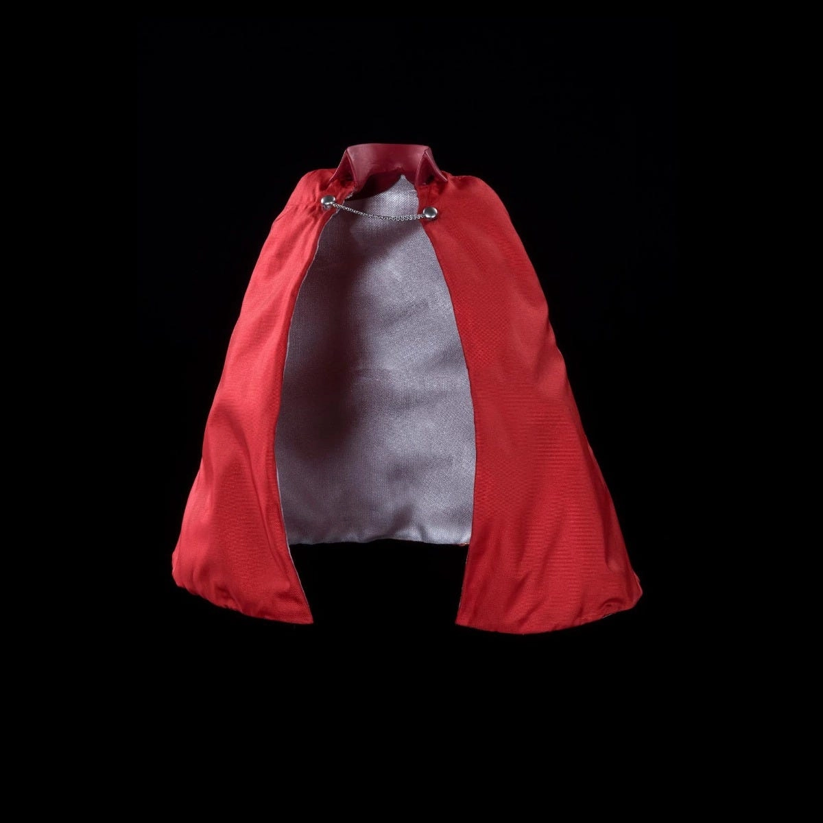 Brother's Mantle "Ultraman" S.H.Figuarts Character Showcase Office Desk Toy