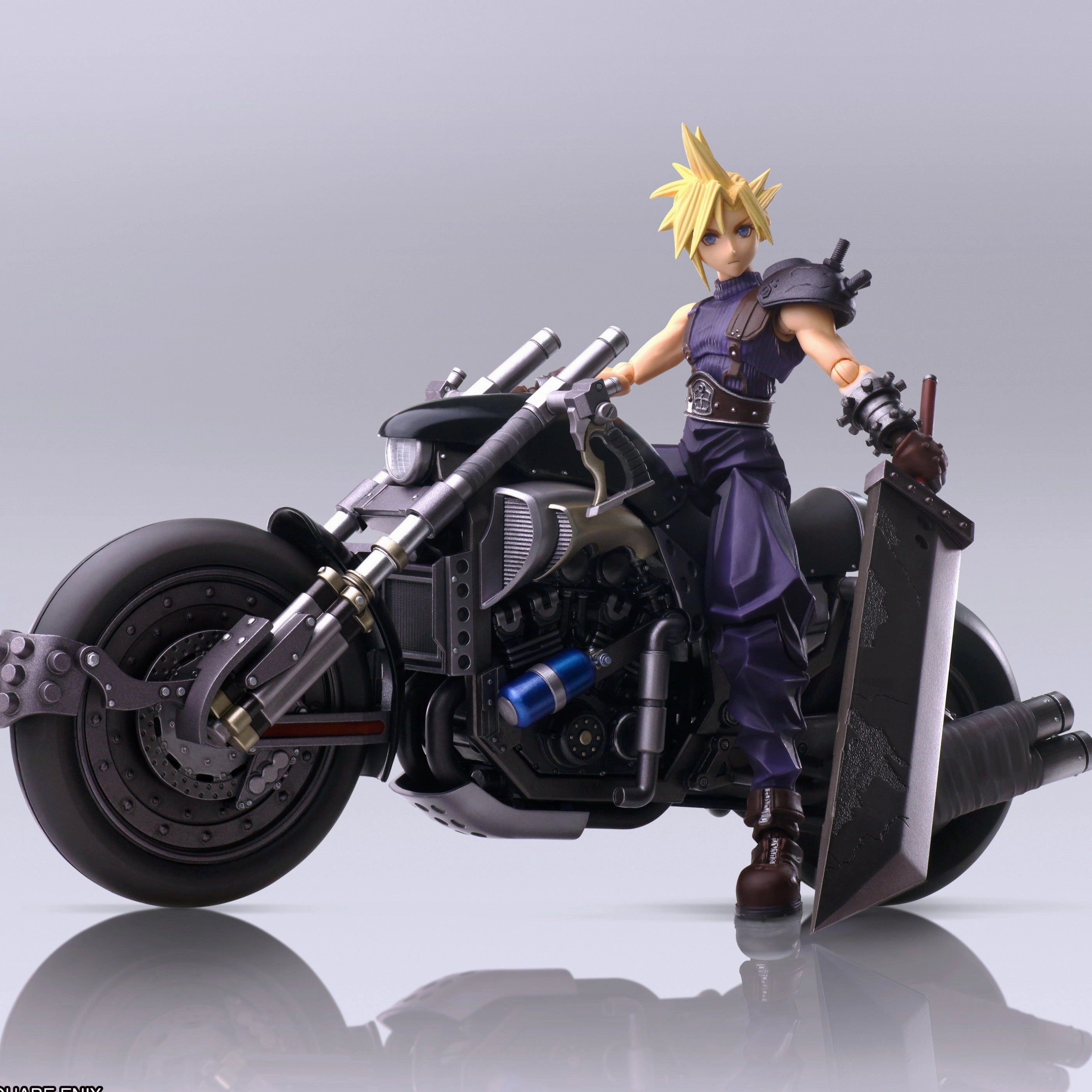 Final Fantasy VII Bring Arts Cloud Strife & Hardy Daytona multicultural
