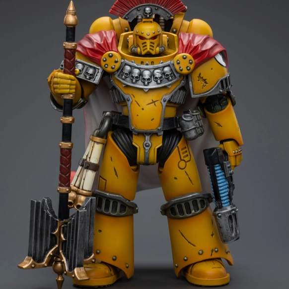 Manga Figure WARHAMMER Imperial Fists Legion Chaplain Consul