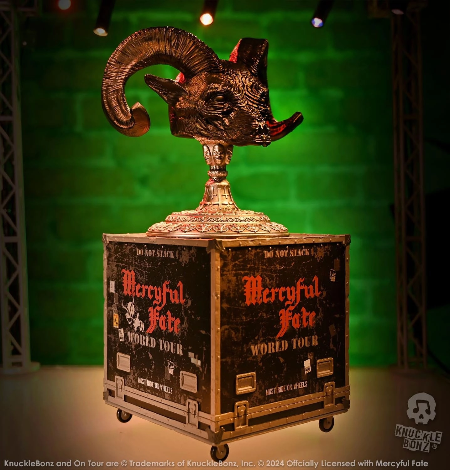 Limited Statue Robot Product Knucklebonz Mercyful Fate Rock Iconz On Tour Road Case Statue & Stage Mask Set