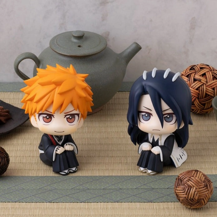 Painting Kit Miniature Display Lookup Ichigo Kurosaki ?? Byakuya Kuchiki (with gift)