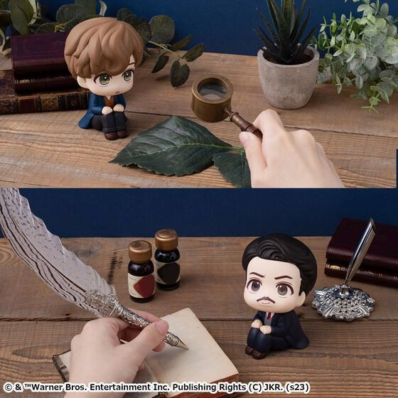 Hallway Display Timeless Treasure Lookup Newt Scamander ?? Jacob Kowalski (with gift)