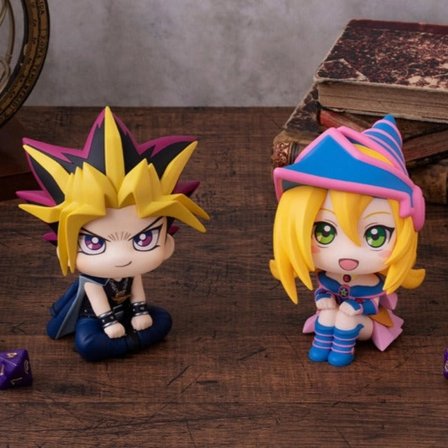 Lookup Yu-Gi-Oh Yami Yugi ?? Dark Magician Girl (with gift) Display Shelf