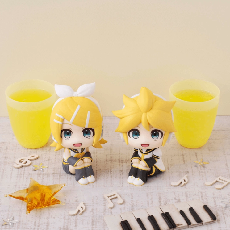 Console Game Lookup Vocaloid Kagamine Rin & Len set (with gift)