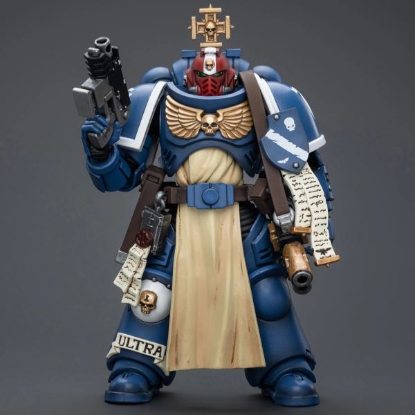 [Backorder] WARHAMMER Ultramarines Sternguard Veteran Sergeant (Reissue) Master Collector
