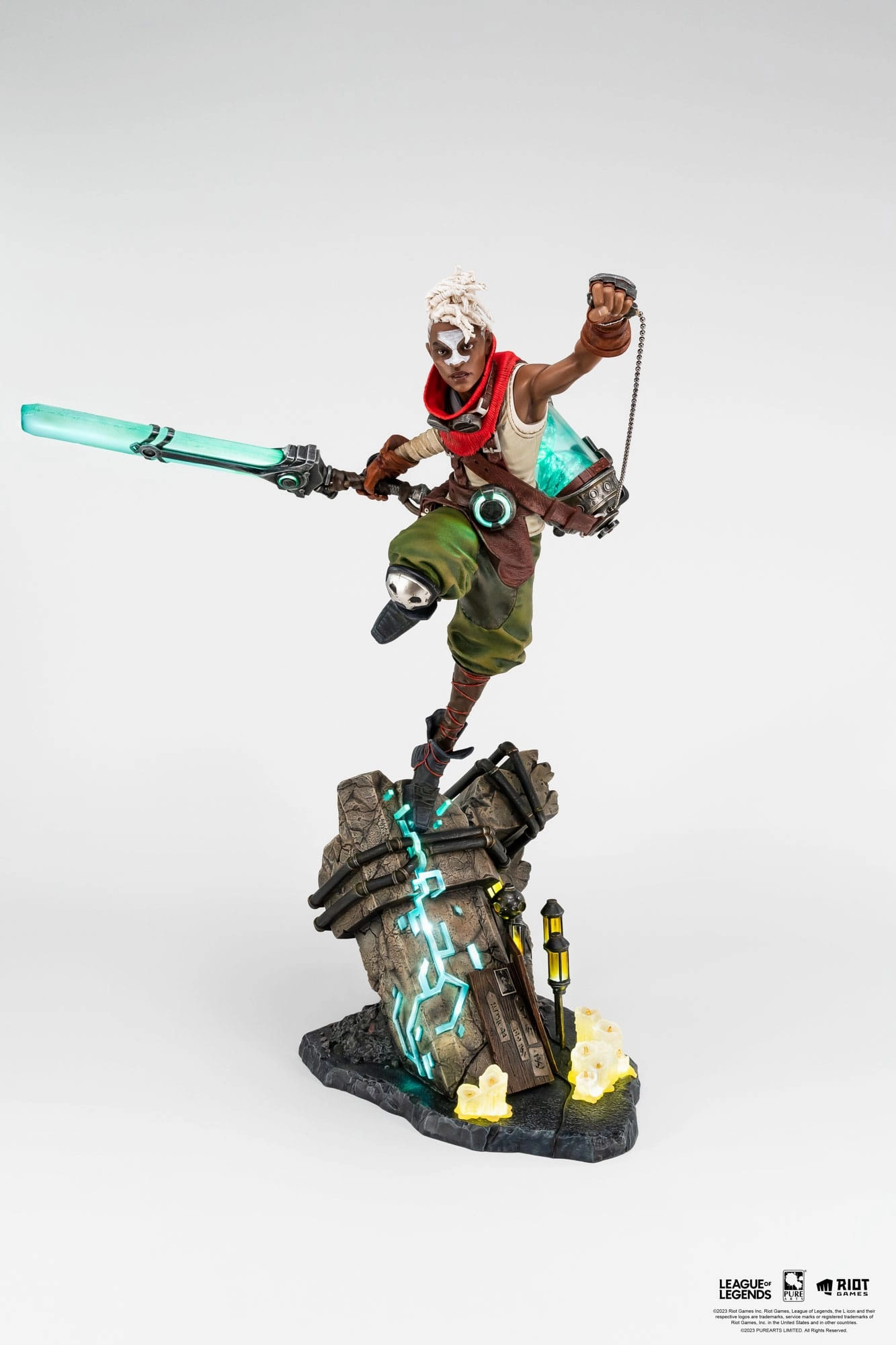 PUREARTS Ekko - League of Legends - 1/4 Scale Collectible Statue Display Base
