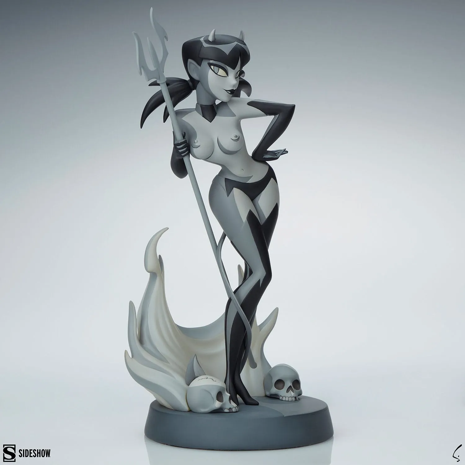 Sideshow Collectibles Original Artist Series Devil Girl (Black and White Variant) Statue Movie Creation