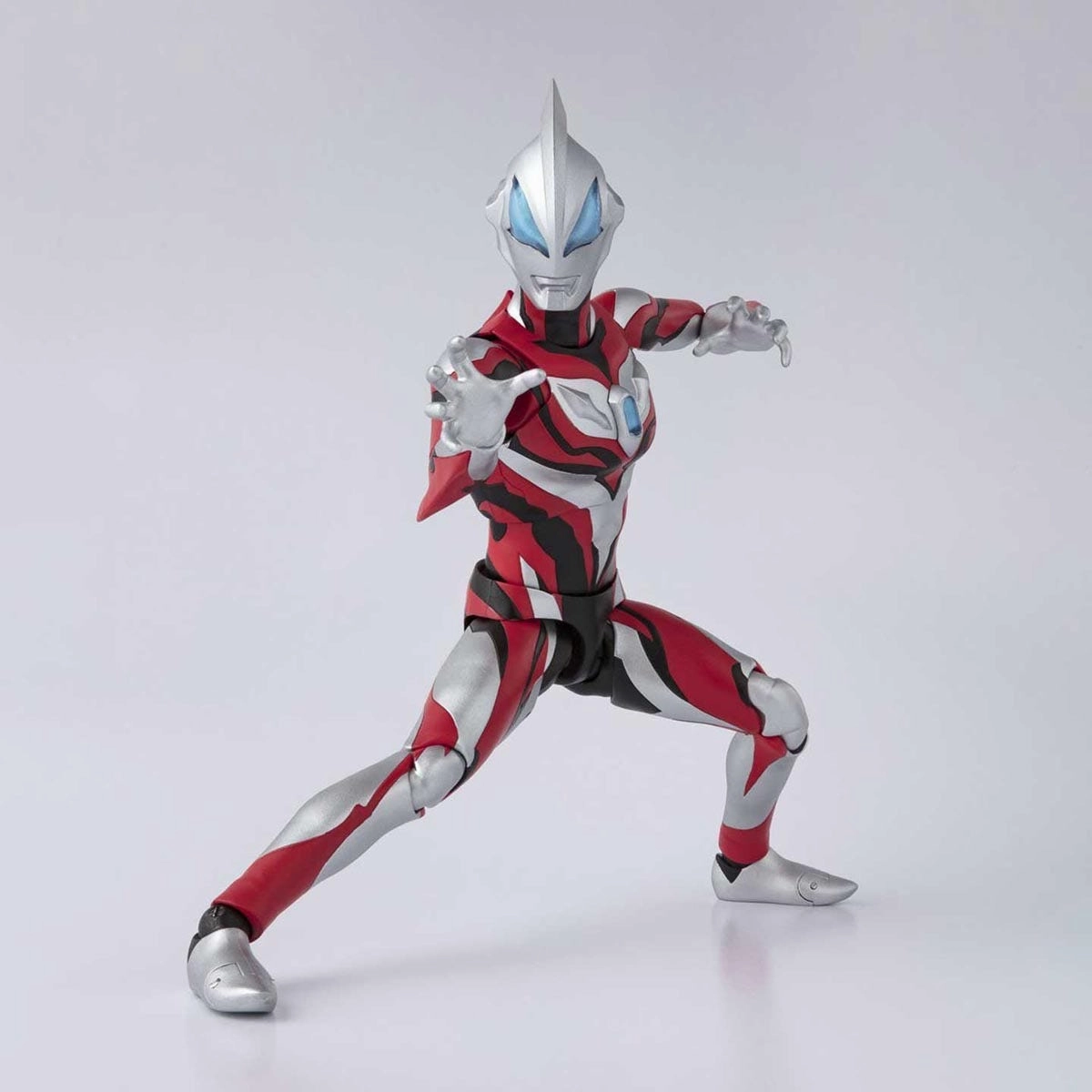 Miniature Collectible Ultraman Geed Primitive "Ultraman Geed" S.H.Figuarts