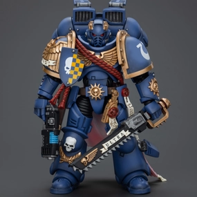 Cowboy Sculpture Modern Living WARHAMMER Ultramarines Captain With Jump Pack (Reissue)